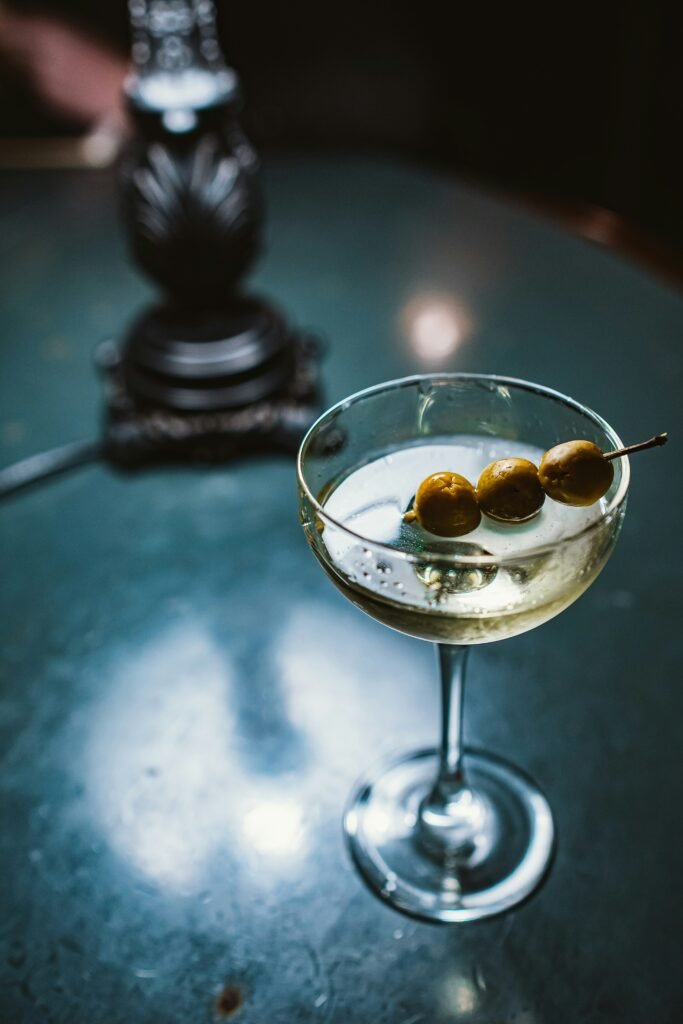 The Earl Grey Martini: A Tea-riffic Twist (H4) This modern take on the classic martini uses Earl Grey tea-infused gin for a unique and sophisticated flavor profile.