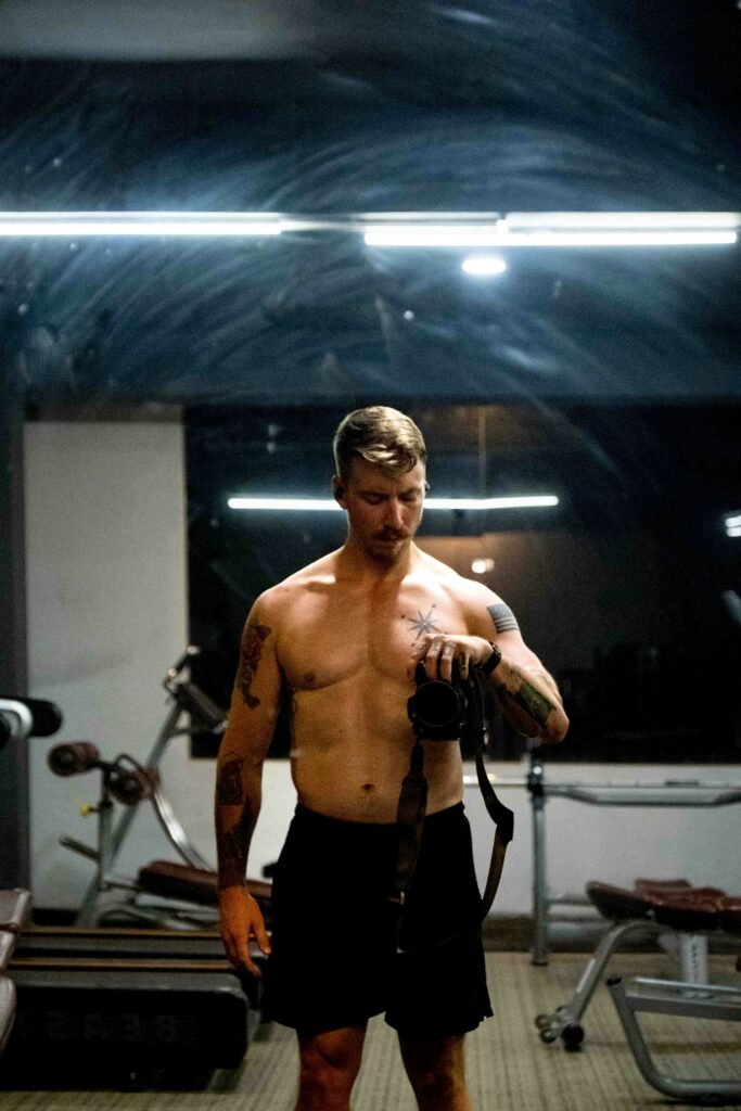 Build Muscle and Lose Fat at the Same Time? (Science-backed Body Recomposition )