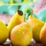 Pear with Low-Fat Cheese: How to Make the Best Light Treat